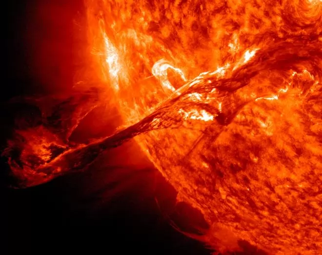 صور - الشمس أكثر عنصر مستدير معروف في العالم