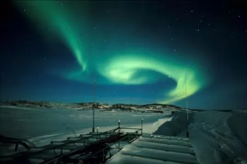 صور - شاهد قدرة الخالق فى ظاهرة الشفق القطبي من الفضاء