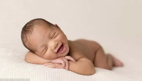 صور - اجمل صور اطفال حديثي الولادة اثناء النوم