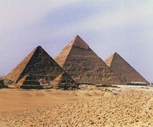 كيف تم بناء الاهرامات المصرية ؟