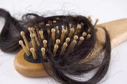 صور - وصفات منزلية لعلاج تساقط الشعر عند النساء