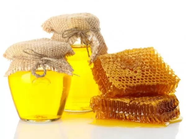 صور - كيف يمكن علاج الصدفية بالعسل ؟