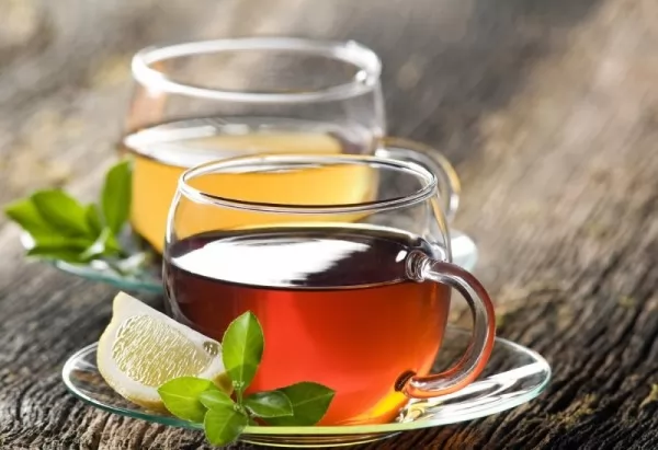 صور - ما هو الفرق بين الشاي الاخضر والشاي الاسود ؟
