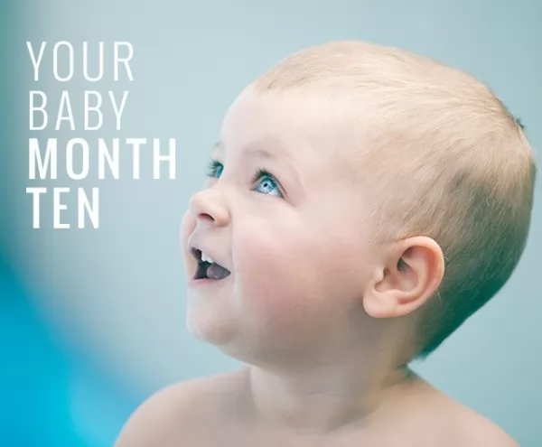 صور - تطور الطفل في الشهر العاشر