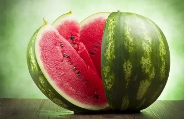 صور - تعرف على فوائد البطيخ الصحية و قيمته الغذائية
