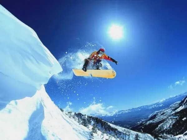 التزلج على الجليد من الرياضات الخطرة