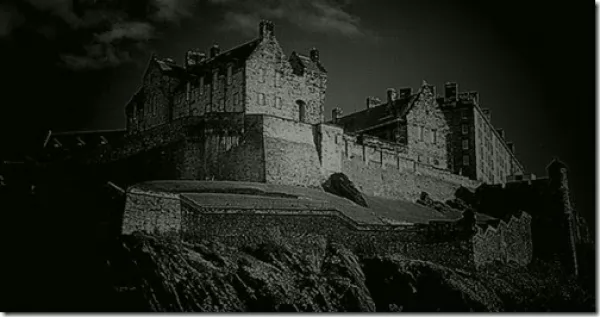هل قلعة ادنبره مسكونة بالاشباح ؟