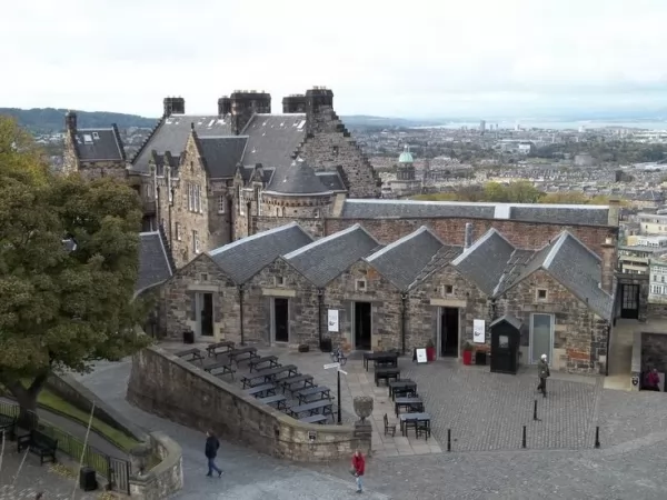 قلعة ادنبره نصب وطني