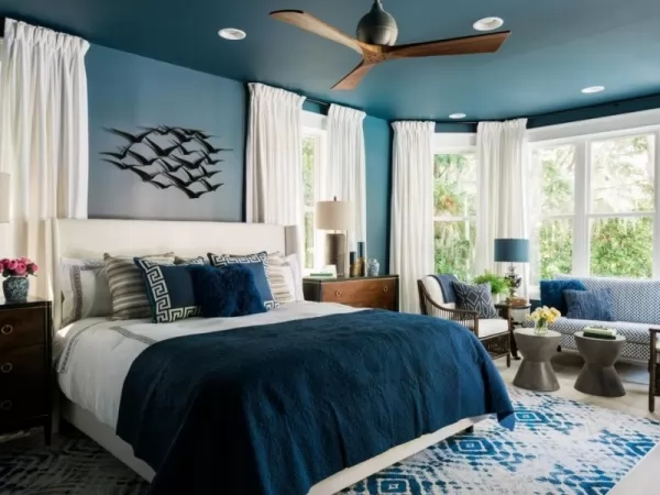 ديكورات غرف الضيوف باللون الازرق البحرى